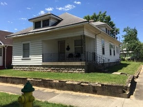 Building Photo - 501 S 19th St