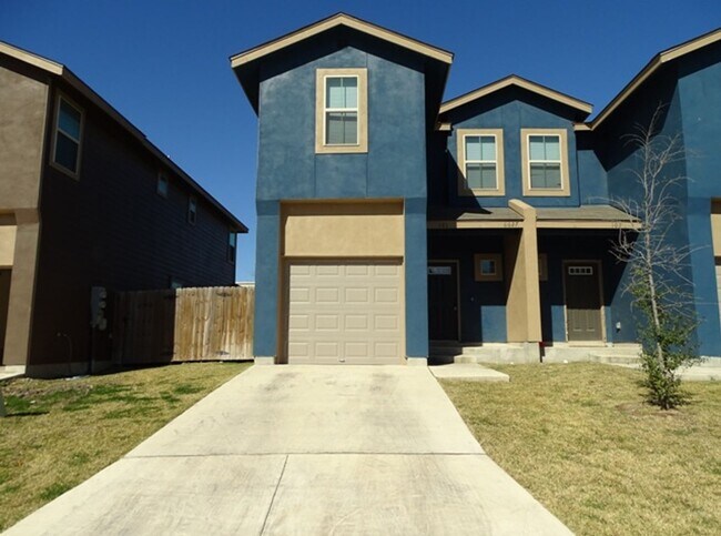 Foto del edificio - 6627 Mia Way #101, San Antonio, TX. 78233