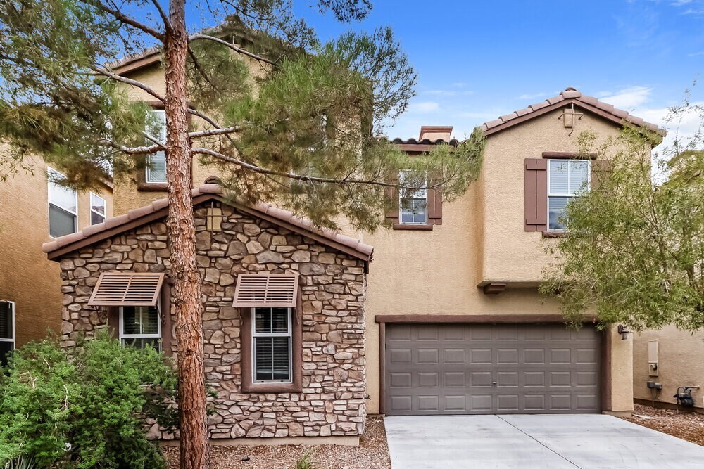 Foto principal - 10945 Florence Hills St