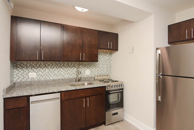 Foto del edificio - 450 W Wellington Ave