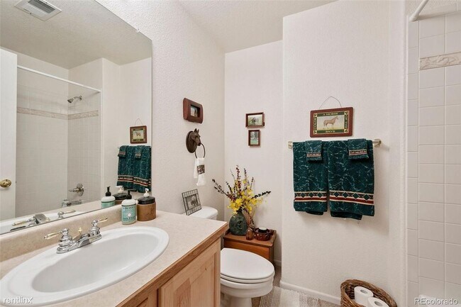 Foto del edificio - 2 br, 2 bath Condo - 5350 S Jay Cir Unit 5A
