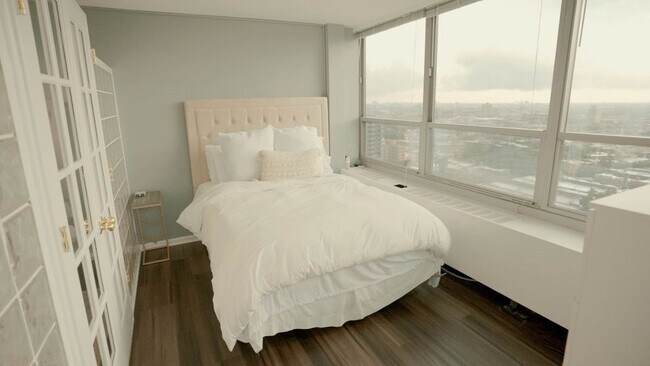 Foto del edificio - 3550 N Lake Shore Dr