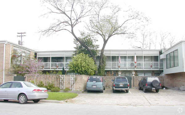 Foto del edificio - 4121 Mandell St