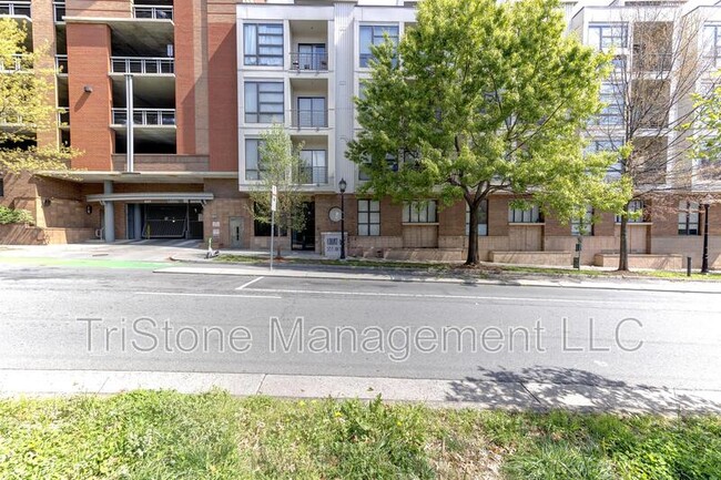 Foto del edificio - 525 E 6th St