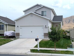 Building Photo - 3736 N Tumwater E Ln