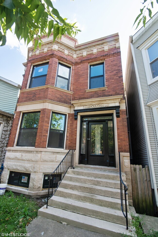 Foto del edificio - 2843 W Fletcher St