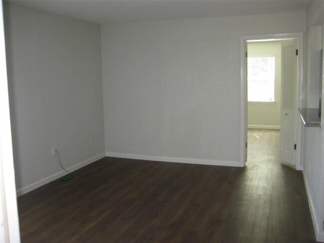 Foto del edificio - 4525 Gilbert Ave