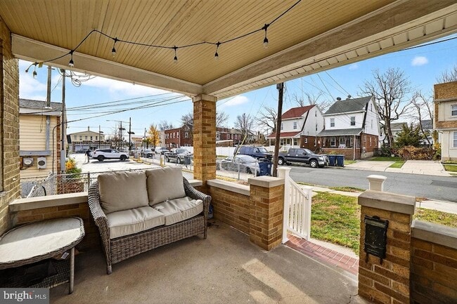 Foto del edificio - 18 Myrtle Ave