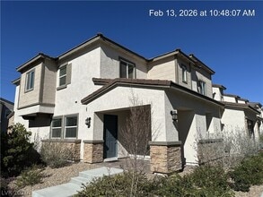 Building Photo - 6230 Foxes Dl St