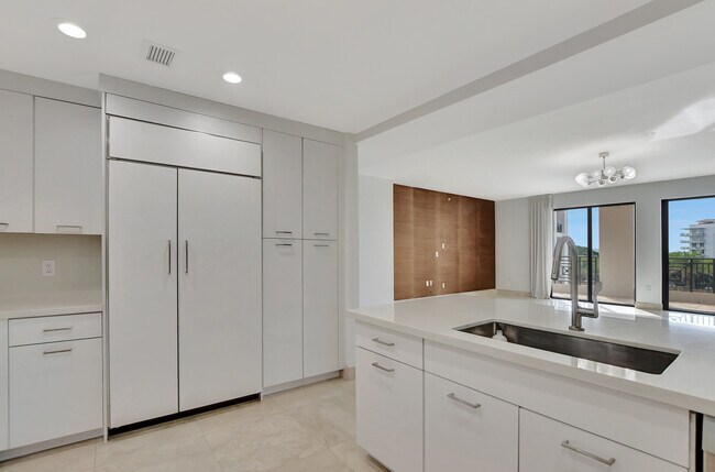 Foto del edificio - 200 E Palmetto Park Rd