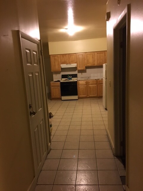 Eating Kitchen - 163 N 3rd St