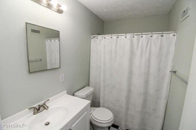 Building Photo - 4 br, 2 bath House - 124 Northlawn Ave