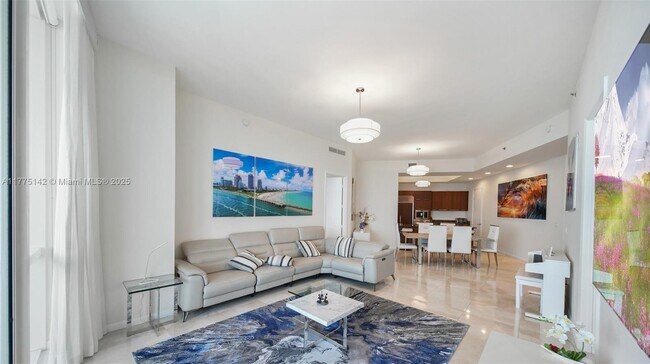 Building Photo - 16001 Collins Ave