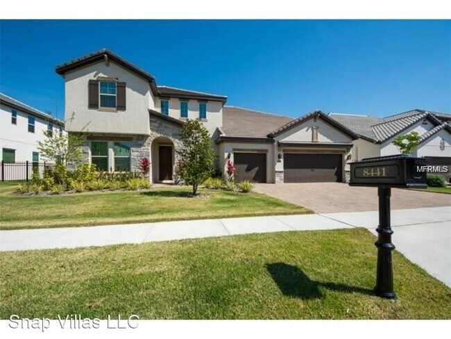 Foto del edificio - 6 br, 6 bath House - 8441 Chilton Drive