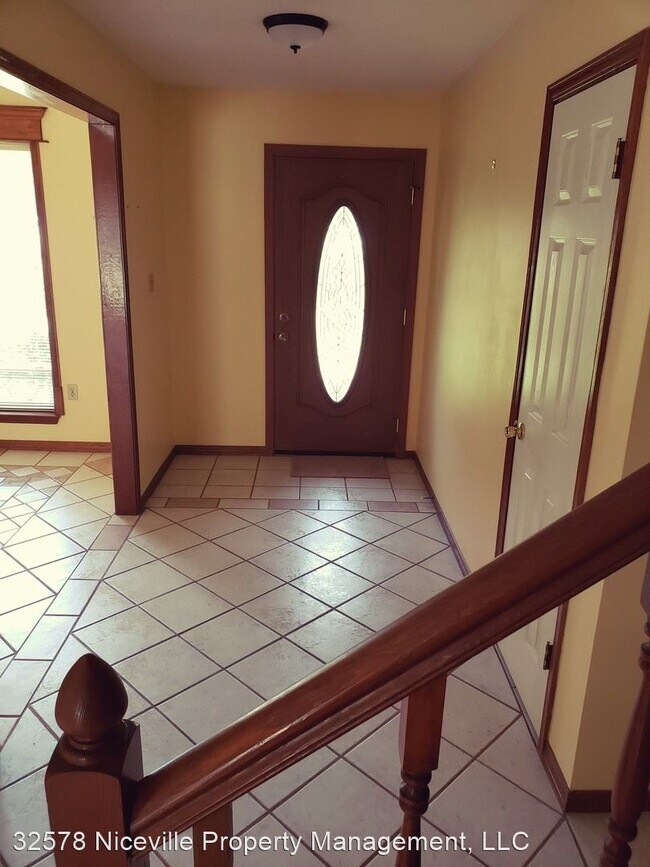 Foto del edificio - 4 br, 3 bath House - 818 St. Joseph Cove