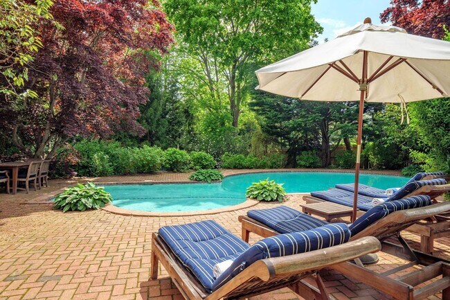 Foto del edificio - 81 Lee Ave