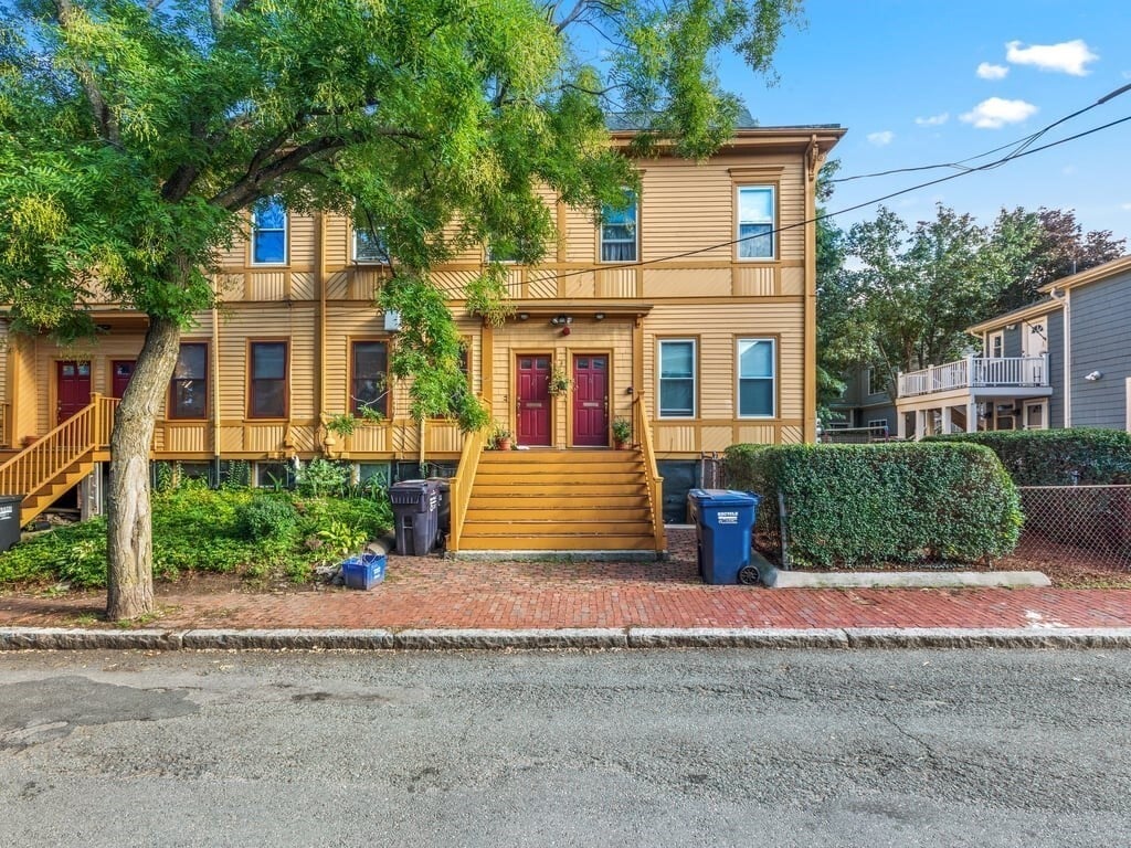16 Allen St, Cambridge, MA 02140 Townhome Rentals in Cambridge MA