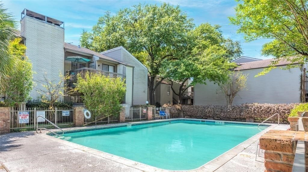 Building Photo - 9707 Richmond Ave.