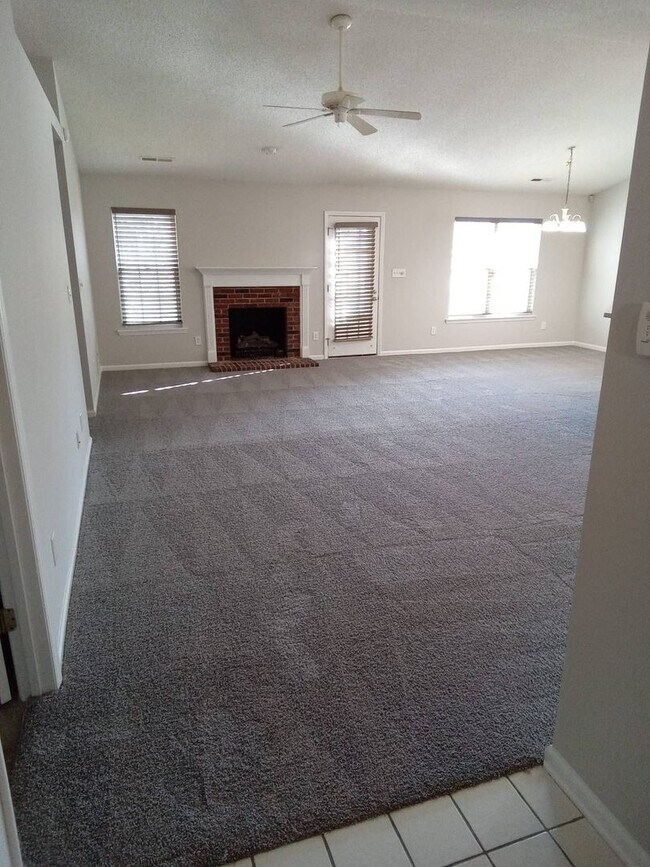 Foto del edificio - Ranch Home on Corner Lot with No HOA!