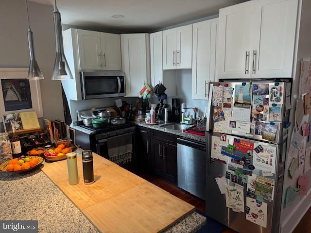 Foto del edificio - 4227 Station St