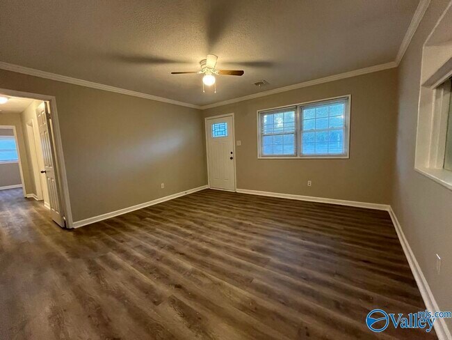 Foto del edificio - 1102 Danville Rd SW