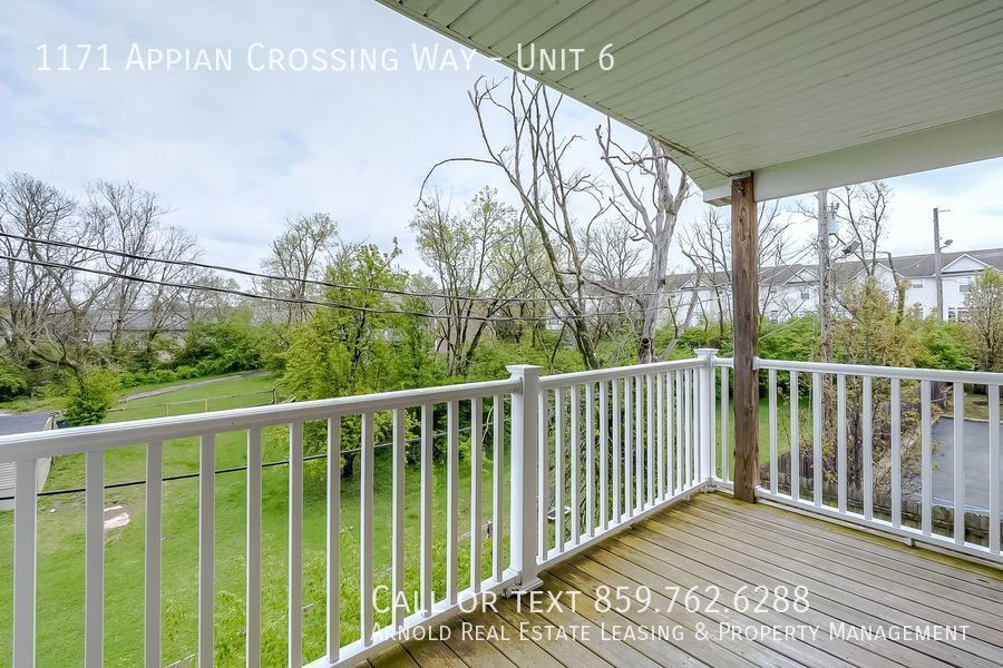 Primary Photo - Large and Very Spacious 1 Bedroom 1 Bath A...