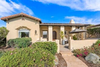 Building Photo - 8291 Santaluz Village Green N