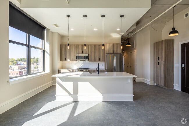 2BD, 2BA - 1,232SF - Kitchen - Benson Lofts - Live the Lifestyle you have...