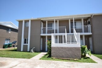 Building Photo - 112 Cory Ln