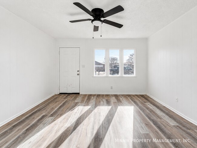 Foto del edificio - 1517 E 27th St