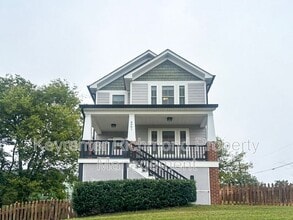 Building Photo - 4901 Goddin Cir