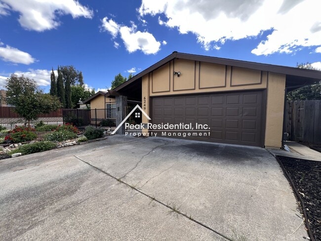 Foto del edificio - Wonderful 4bd/2ba Citrus Heights Home!