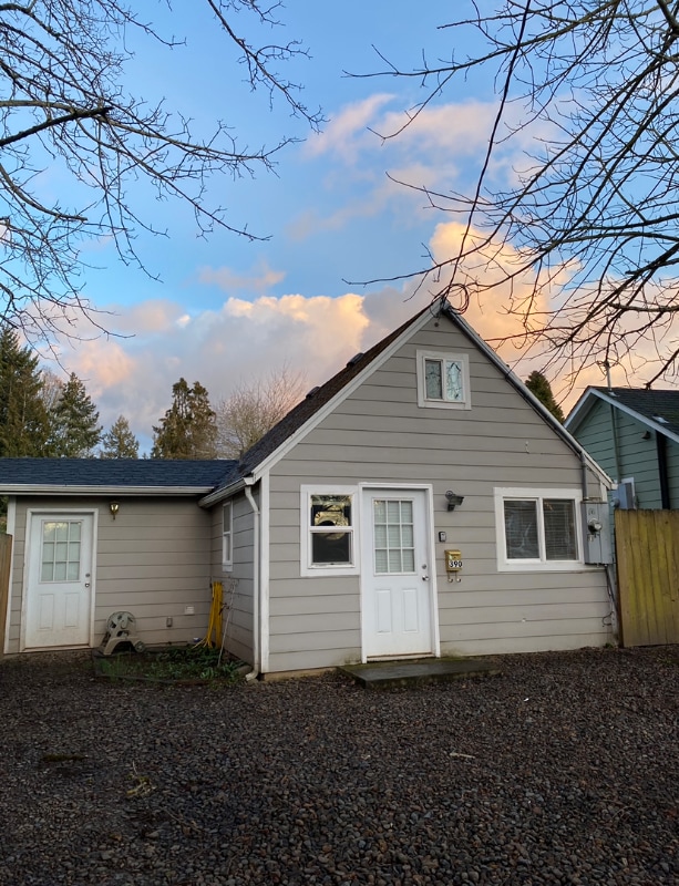 Primary Photo - 390 22nd St SE