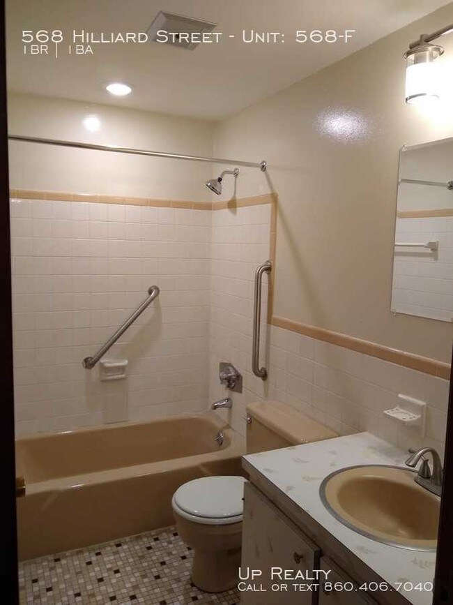 Building Photo - 568 Hilliard St