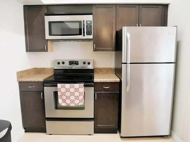 Foto del edificio - 4668 Pembrook Pl