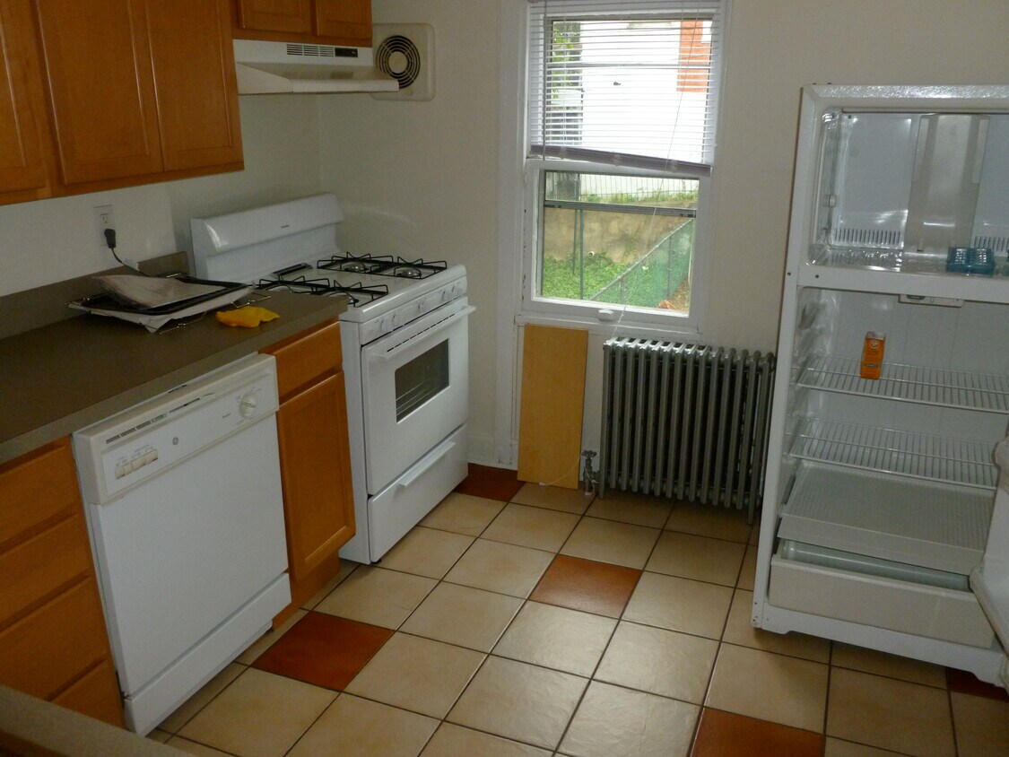 cocina con lavavajillas - 135 Dawson St