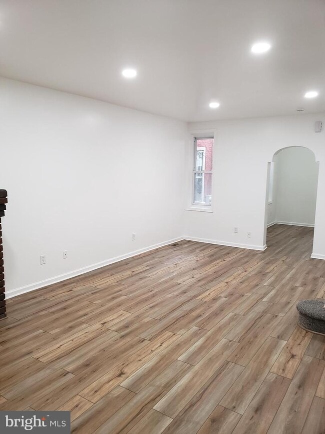 Building Photo - 3124 N 24th St