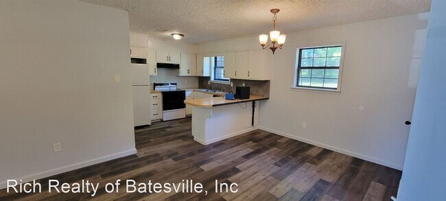 Building Photo - 3 br, 1.5 bath House - 43 Buckeye Ln.