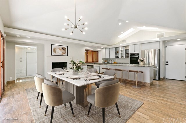 Building Photo - 2881 Moonridge Dr