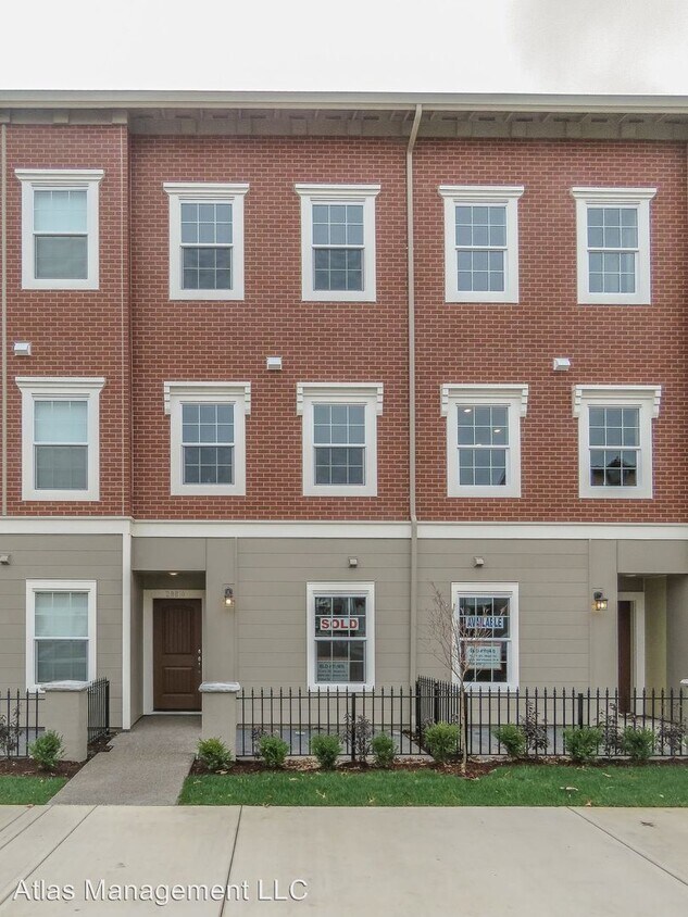 Primary Photo - 28810 SW Villebois Dr N