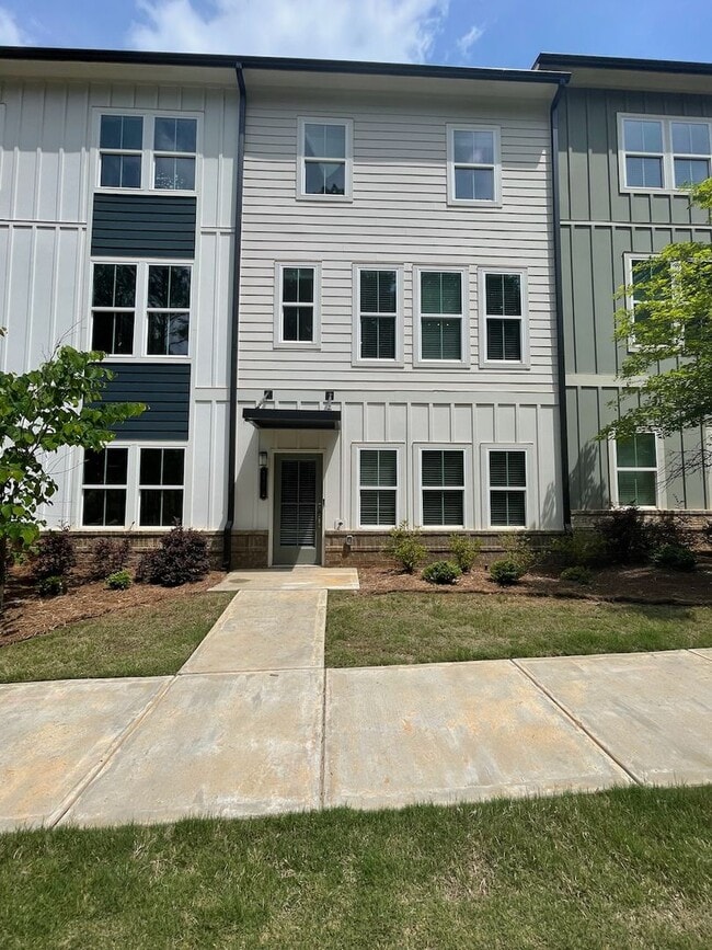 Building Photo - 1178 Buice Lake Pky