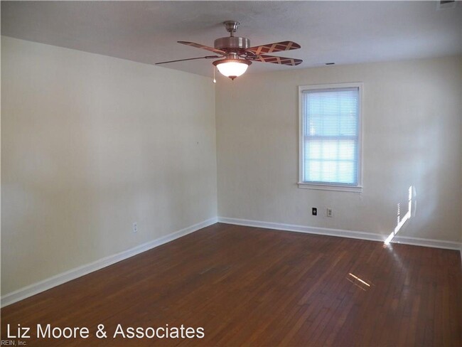 Foto del edificio - 2 br, 1 bath House - 627 Briarfield Road