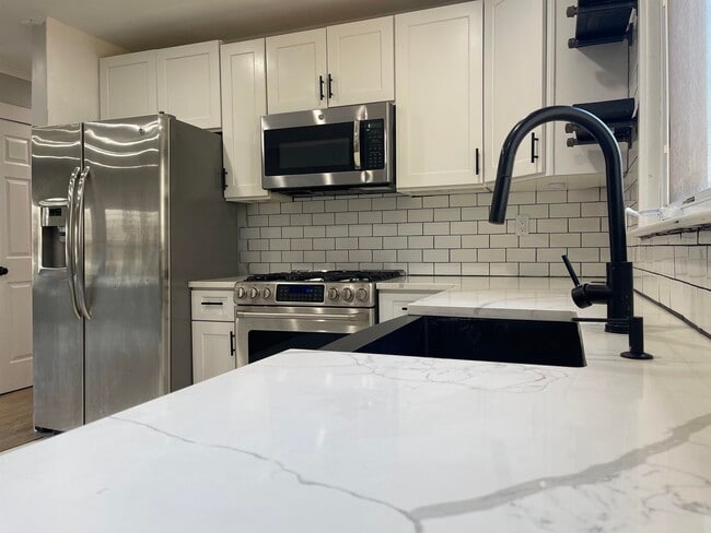 Foto del edificio - 20 Wareham Rd