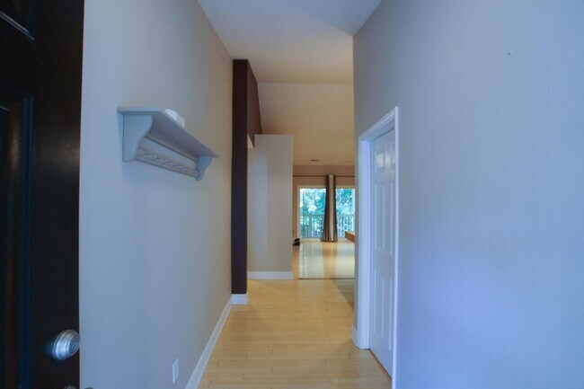 Foto del edificio - 2900 Trailwood Pines Ln