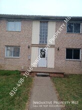 Building Photo - 6009 Holiday Gardens Dr