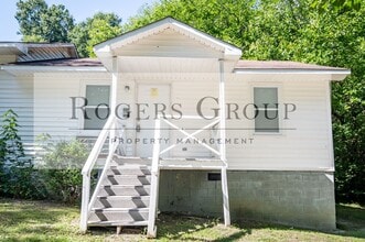 Building Photo - 923-925 Arch St