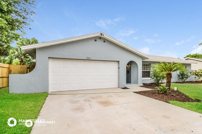 Primary Photo - 2503 DAKOTA TRL, FERN PARK, FL 32730