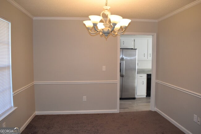 Building Photo - 4365 White Pines Ct