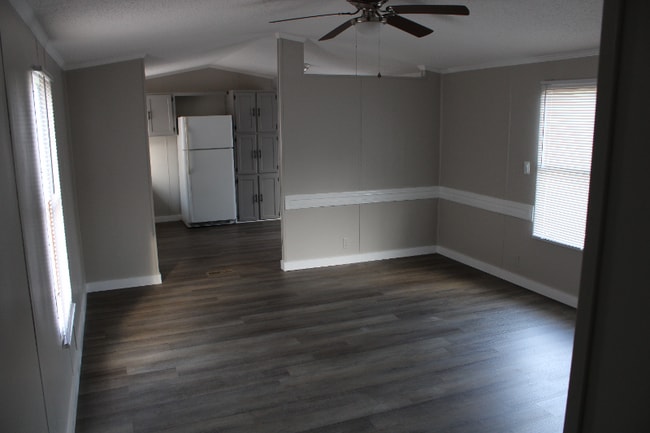 Building Photo - 2114 NC-108
