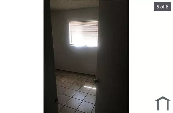 Building Photo - 2900 Marlin Ave